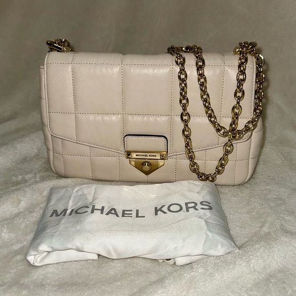Michael Kors quilted soho shoulder bag - Picture 2 of 4